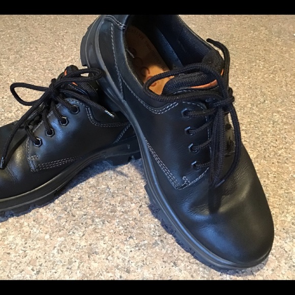 ecco gore tex dress shoes